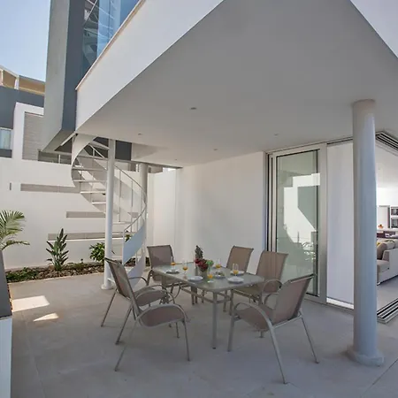The Ultimate 5 Star Holiday In With Private Pool And Close To The Beach 1695 * Protaras